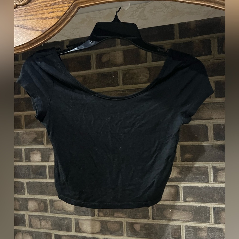 American Eagle Crop Top| Color: Black| Size:XS